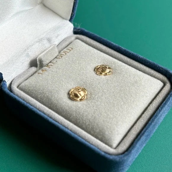 14kt Gold Rose Earrings - Picture 3 of 4